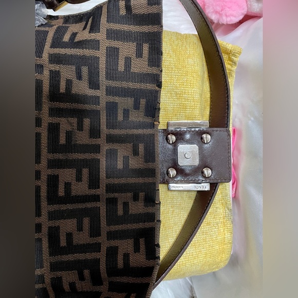 🤍VTG FENDI BAGUETTE ZUCCA Zucchino TOBACCO Pochette Shoulder Bag🤍🍬 - Picture 10 of 17